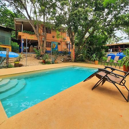 Casa Pura Vida Surf Hostel - Tamarindo Costa Rica Dış mekan fotoğraf
