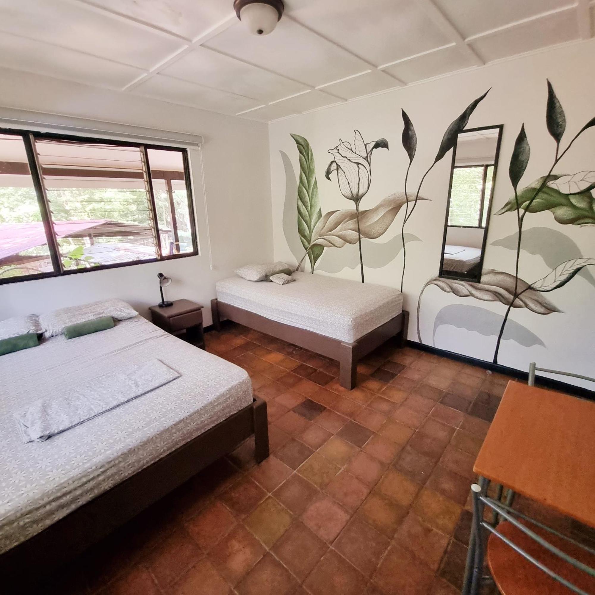 Casa Pura Vida Surf Hostel - Tamarindo Costa Rica Dış mekan fotoğraf