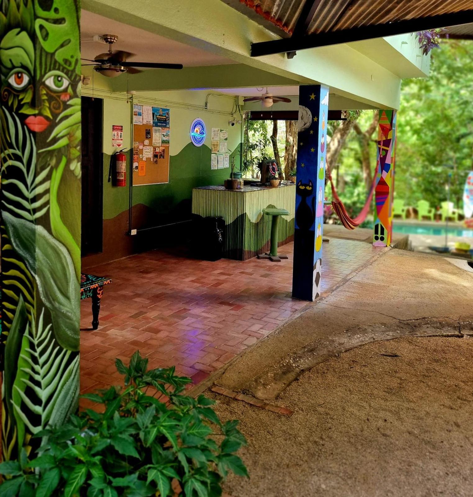 Casa Pura Vida Surf Hostel - Tamarindo Costa Rica Dış mekan fotoğraf