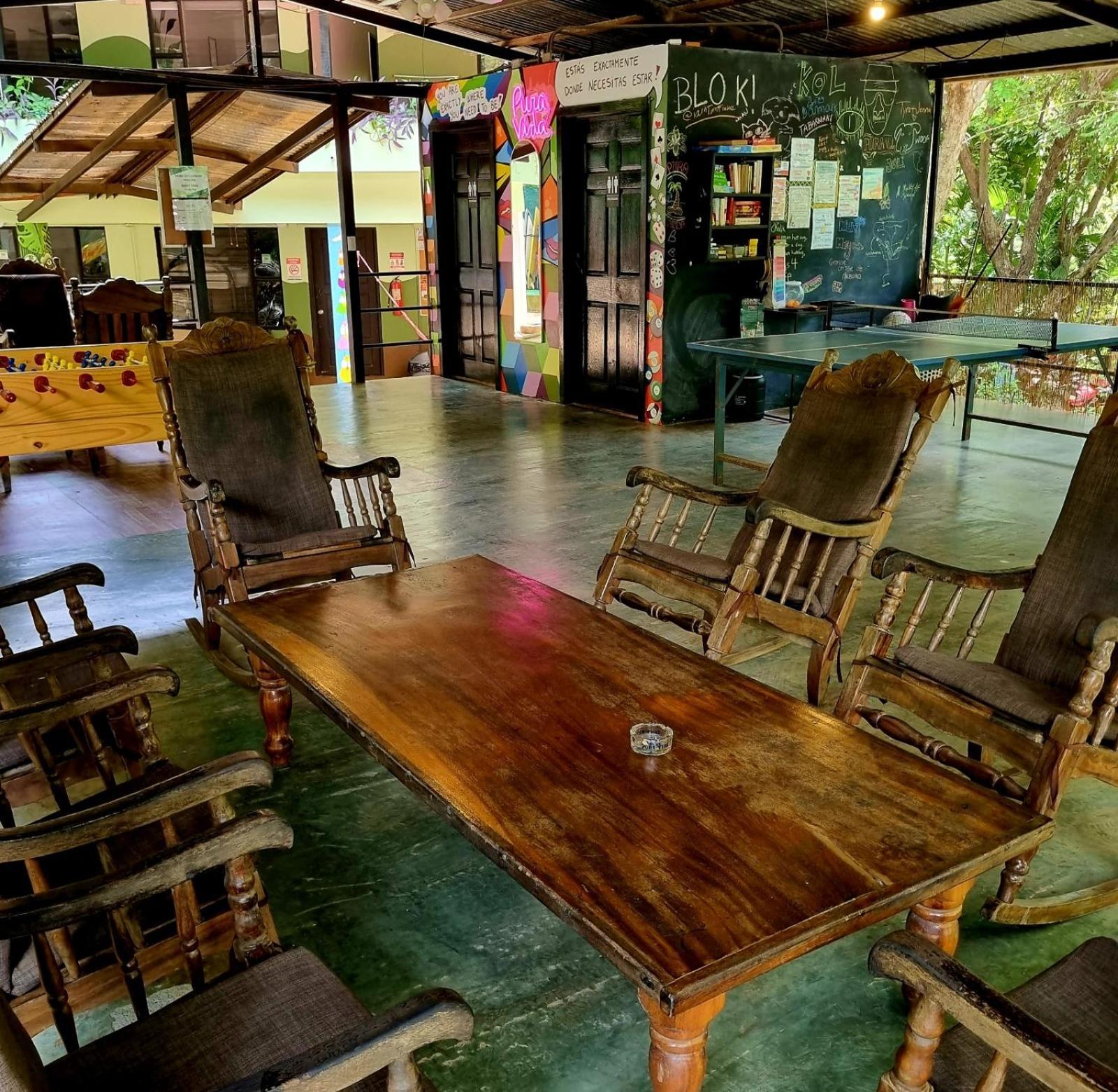 Casa Pura Vida Surf Hostel - Tamarindo Costa Rica Dış mekan fotoğraf