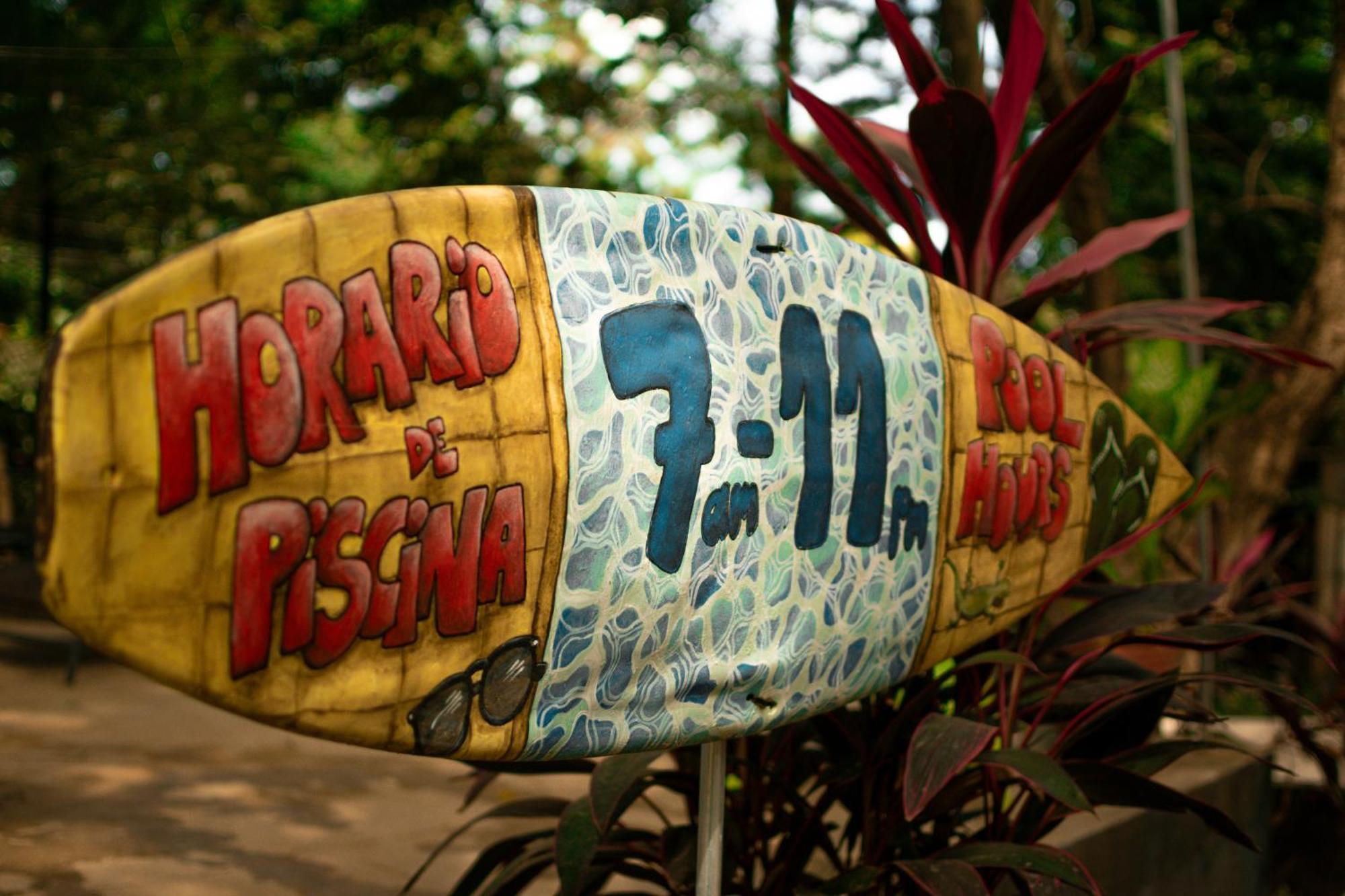 Casa Pura Vida Surf Hostel - Tamarindo Costa Rica Dış mekan fotoğraf