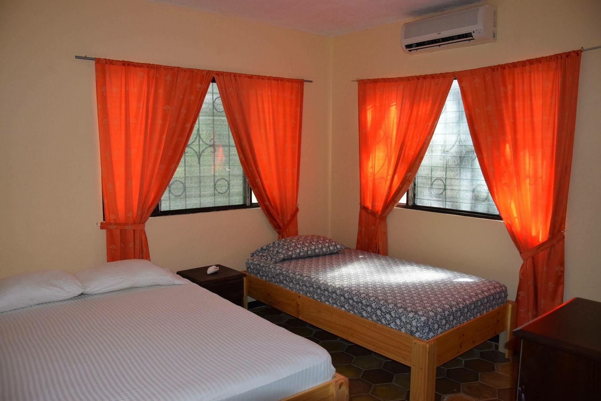 Casa Pura Vida Surf Hostel - Tamarindo Costa Rica Dış mekan fotoğraf
